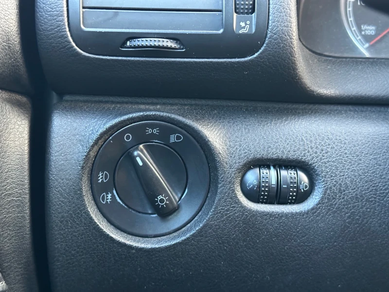 VW Passat B5.5 1.9TDI , снимка 16 - Автомобили и джипове - 53407351