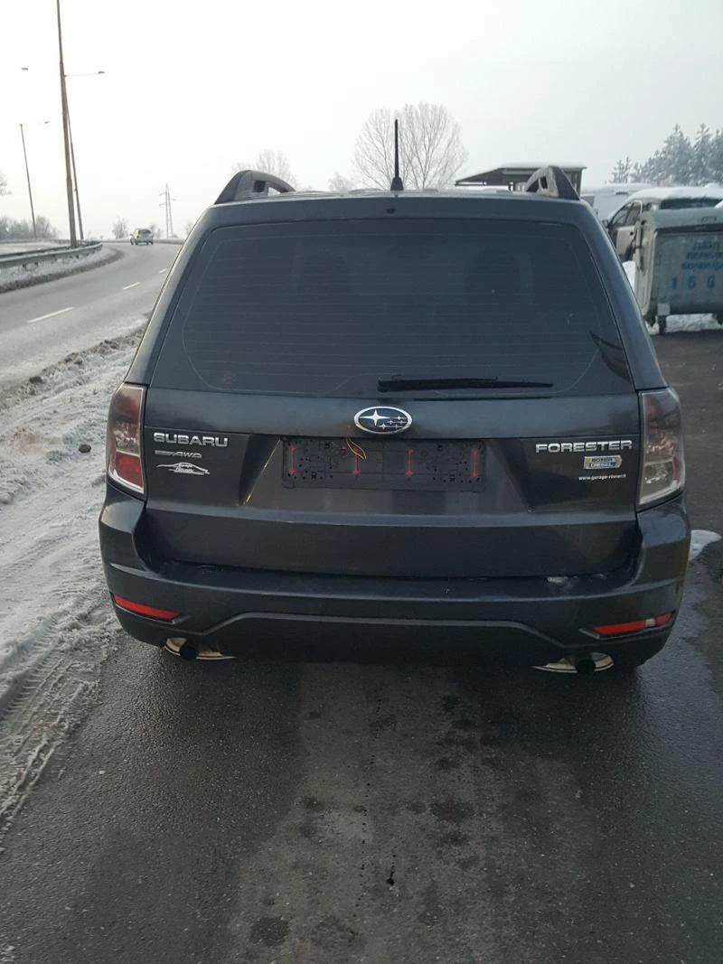 Subaru Forester 2.0d/3br/, снимка 10 - Автомобили и джипове - 35782887