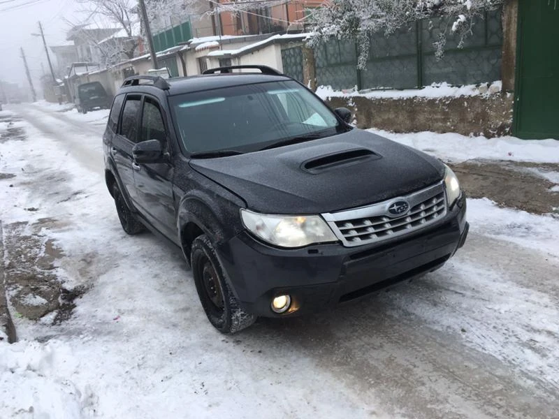 Subaru Forester 2.0d/3br/, снимка 3 - Автомобили и джипове - 35782887