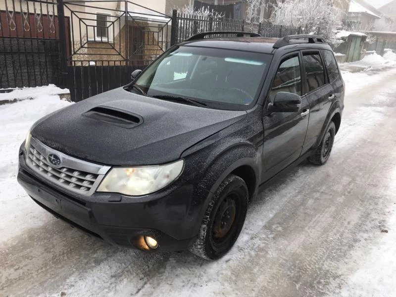 Subaru Forester 2.0d/3br/, снимка 8 - Автомобили и джипове - 35782887