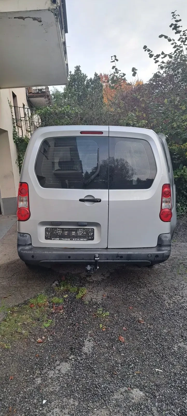 Peugeot Partner Дълга база, снимка 3 - Автомобили и джипове - 54702687