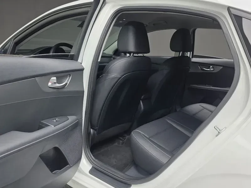 Kia K3 1.6 MPI Trendy | Mobile.bg � ����������� 8