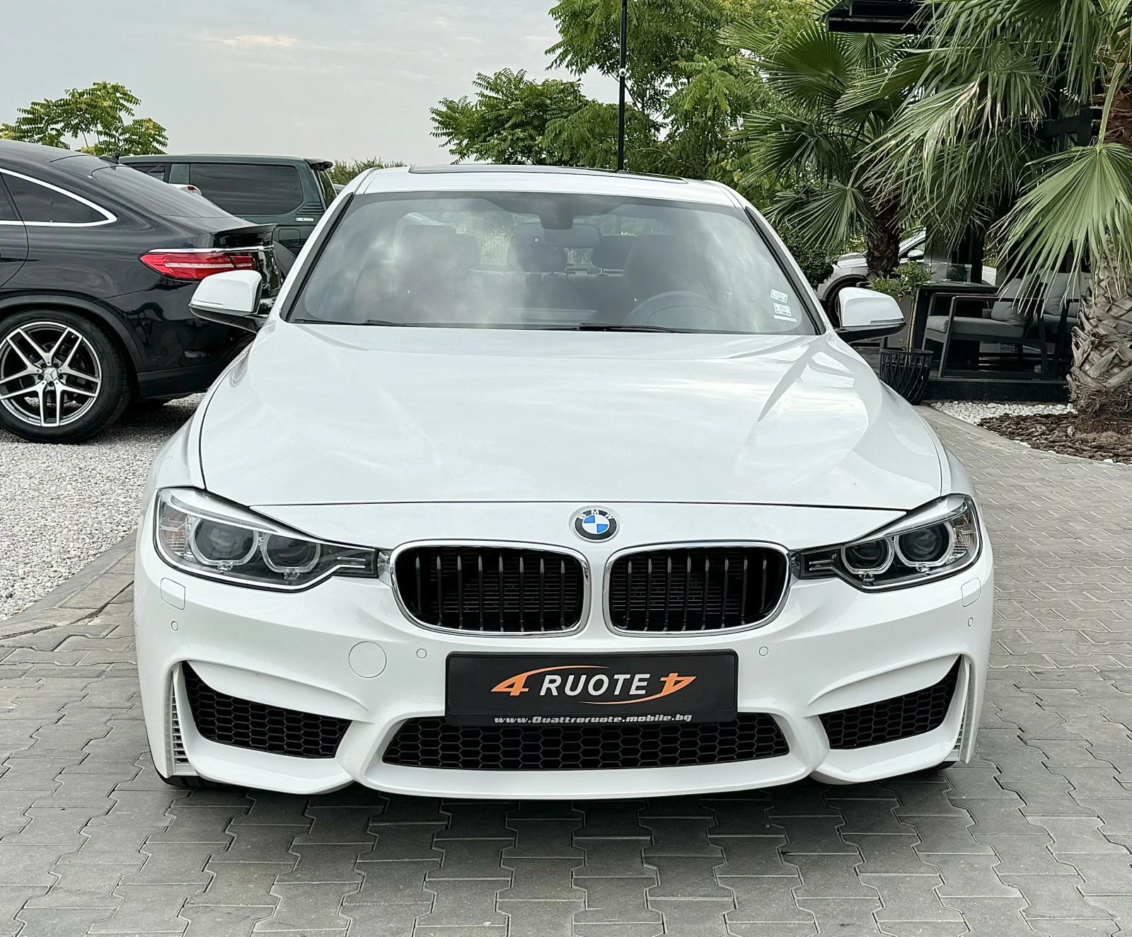 BMW 328 i * M3 Оptic* Подгрев/Камера/Harman/Kardon, снимка 1