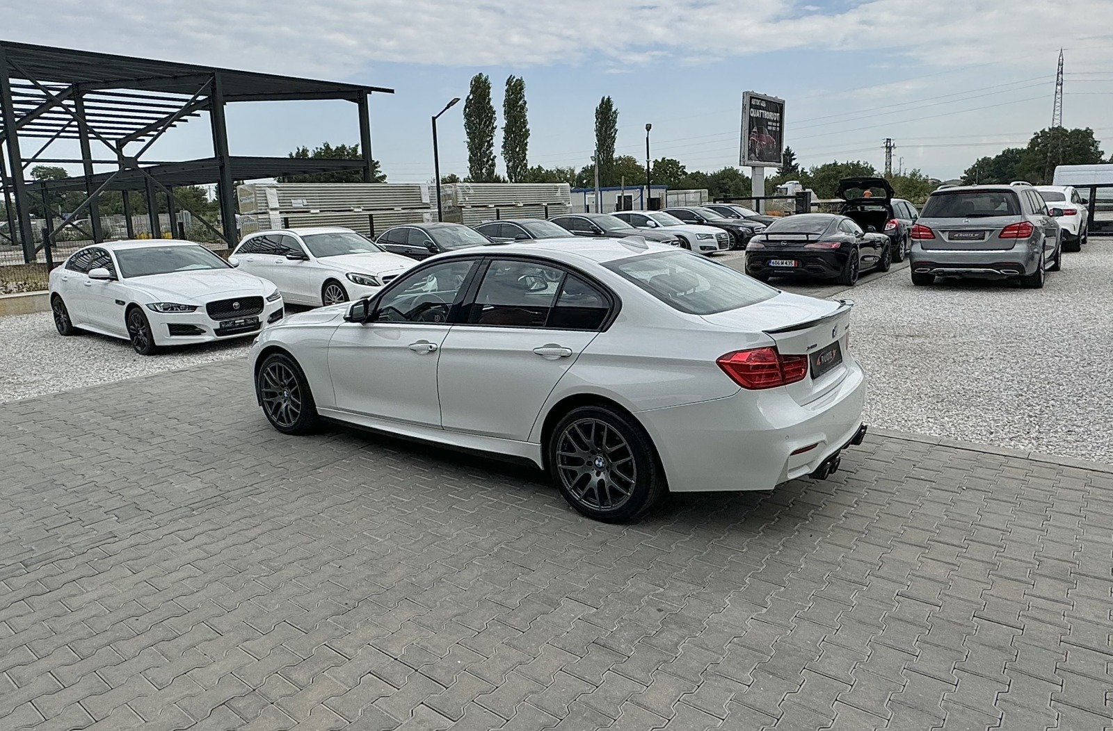 BMW 328 i * M3 Оptic* Подгрев/Камера/Harman/Kardon - изображение 6