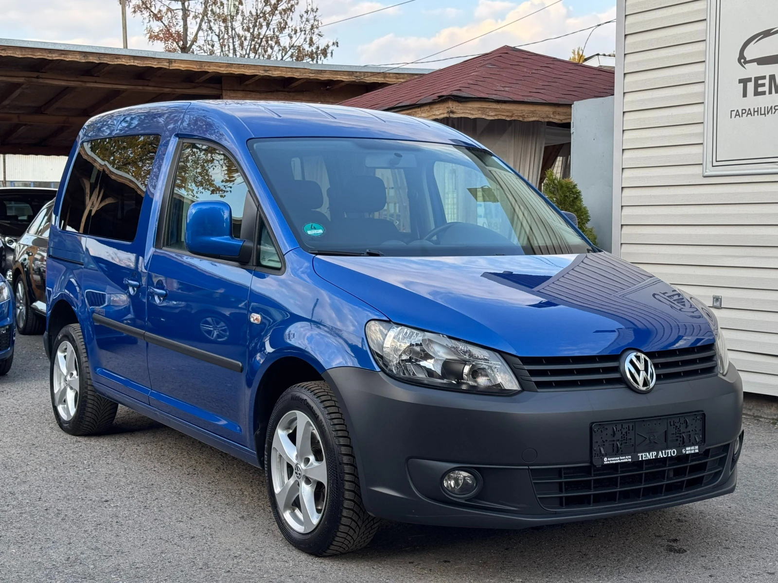 VW Caddy 1.6TDI* 102к.с* СЕРВИЗНА КНИЖКА С ПЪЛНА ИСТОРИЯ VW - изображение 3