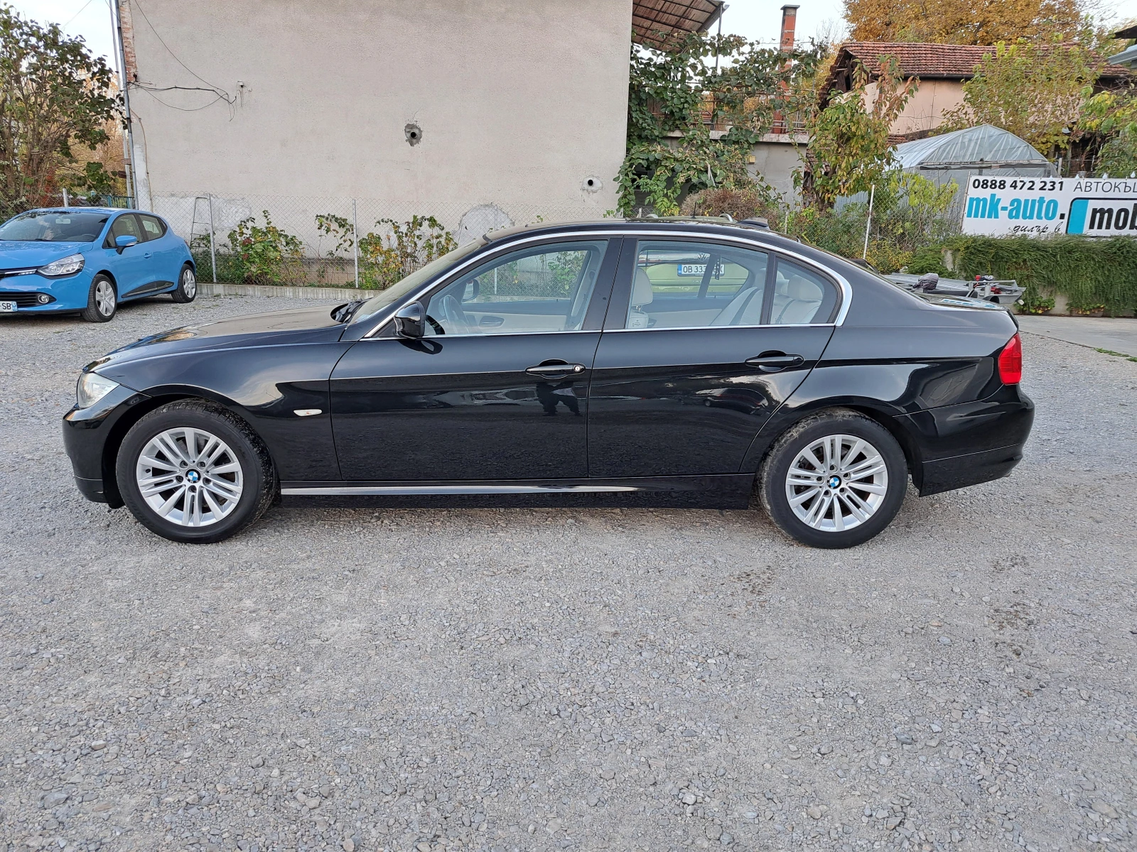 BMW 320 d* КЛИМА* КОЖА* NAVI* ТЕМПОМАТ* ПАРКТРОНИК - изображение 3