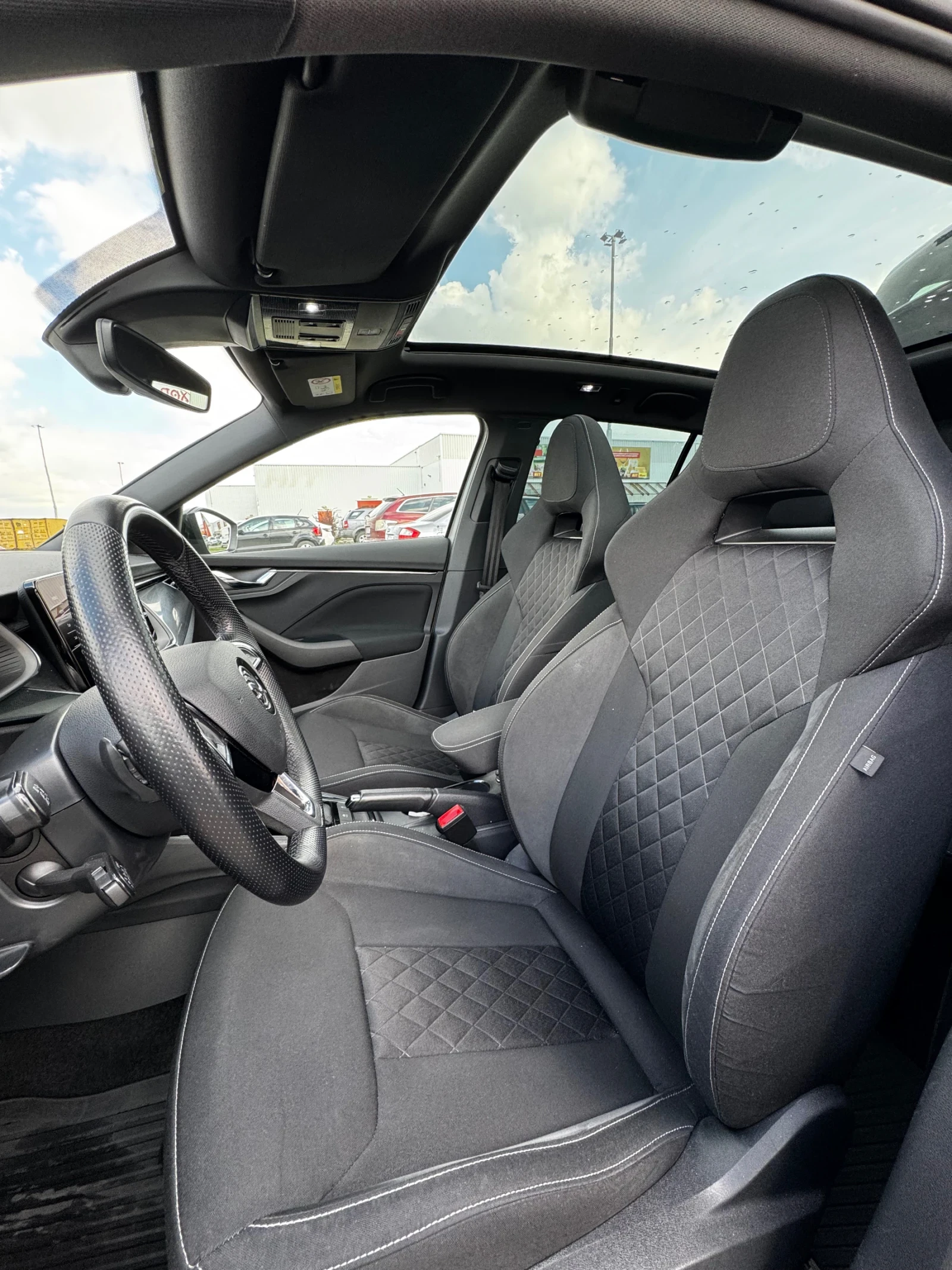 Skoda Scala 1.6 TDI 115 кс ПАНОРАМА АВТОМАТ КАТО НОВА - изображение 8