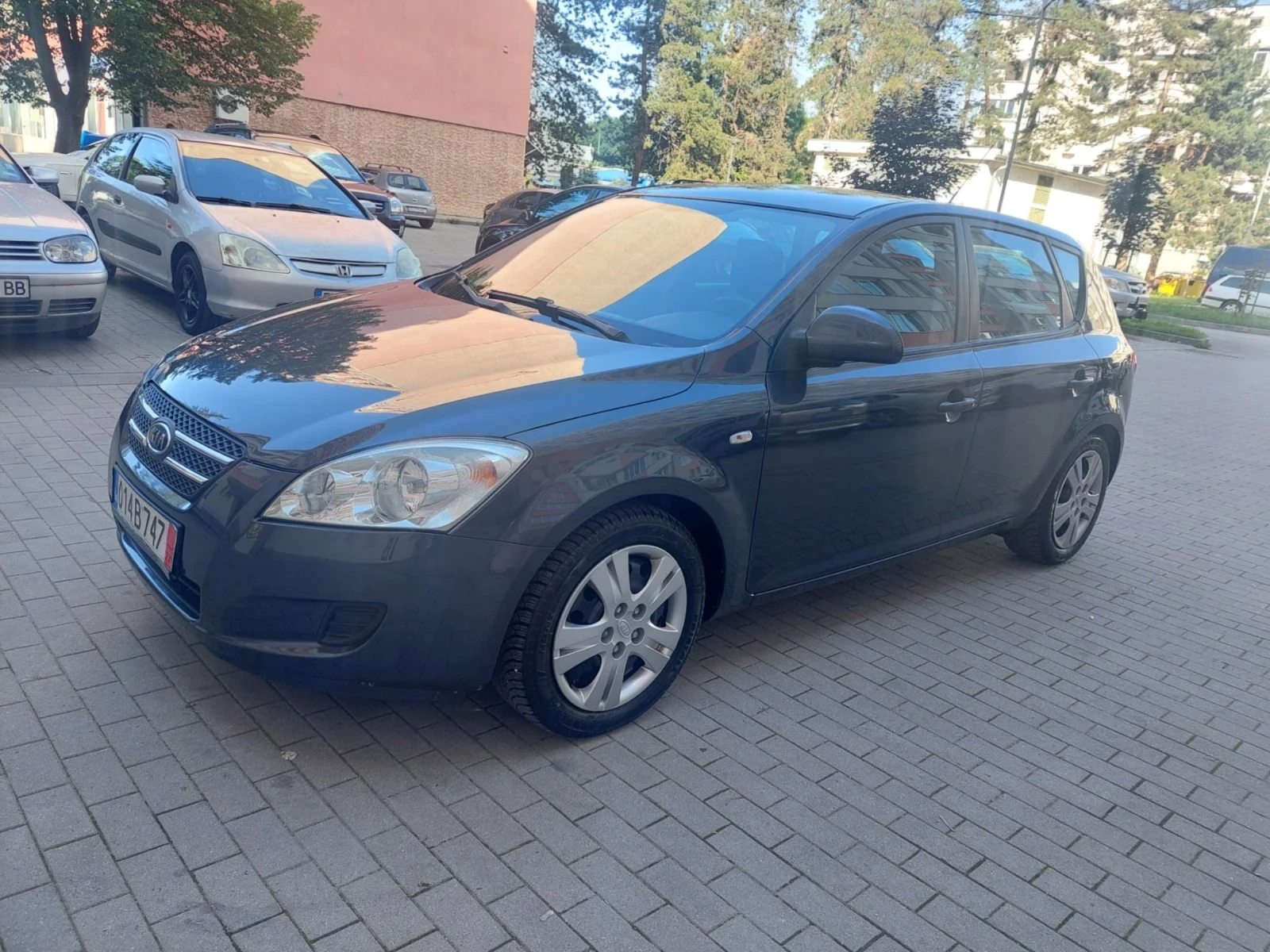 Kia Ceed 1.4 128000км - изображение 3