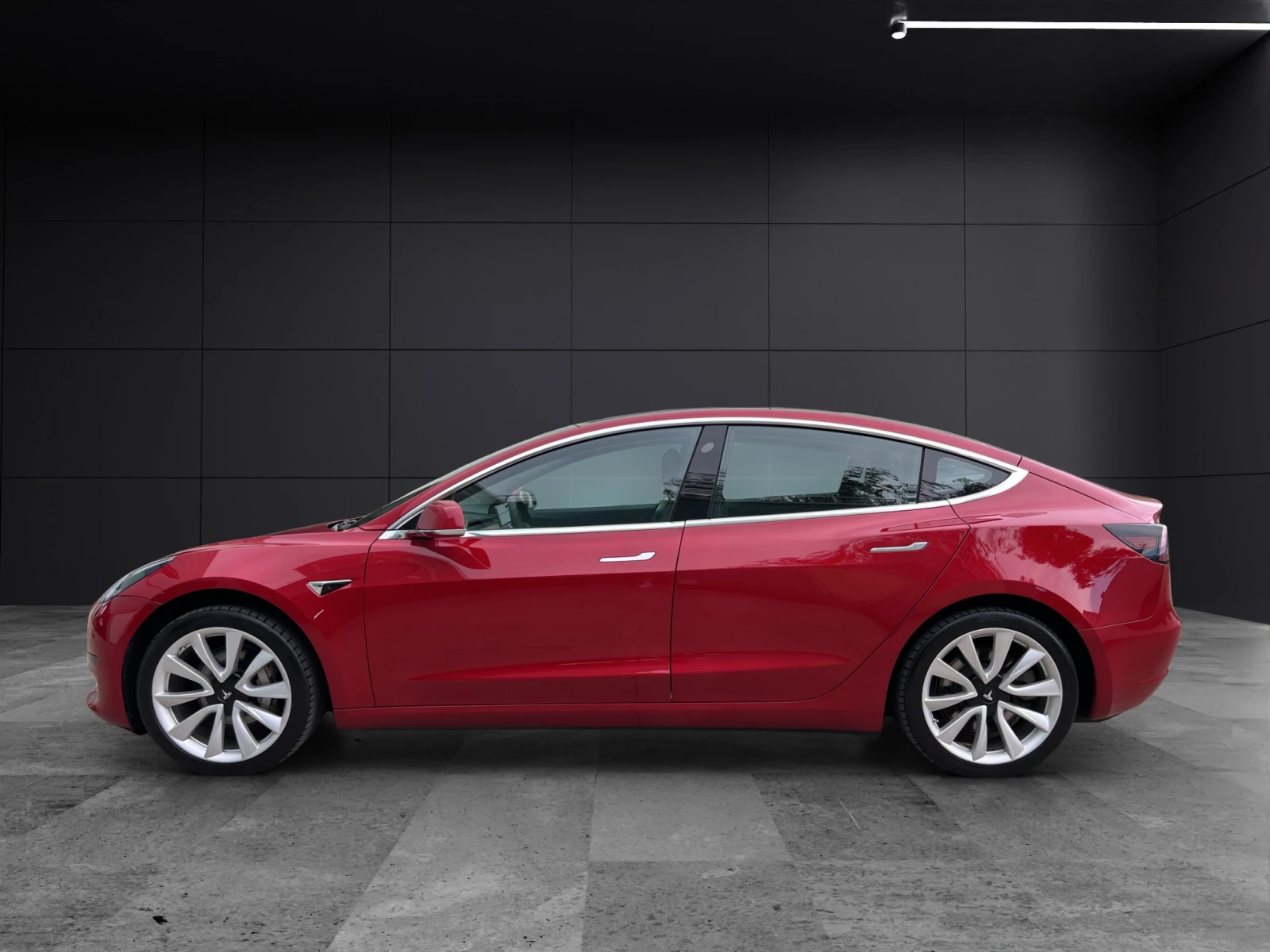 Tesla Model 3 Standart Range Plus - изображение 8