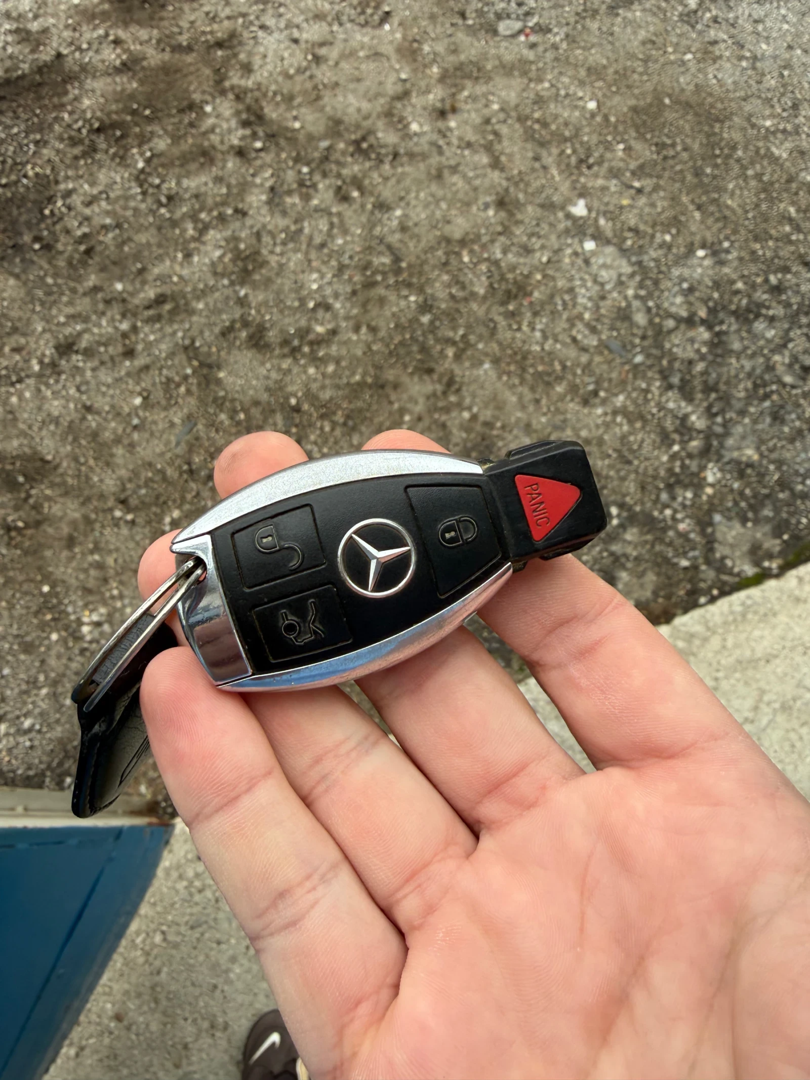 Mercedes-Benz E 500  - изображение 2