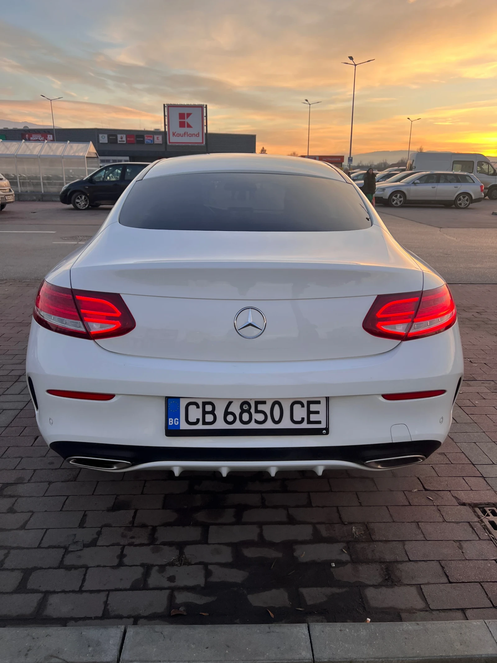 Mercedes-Benz C 200 AMG / BURMASTER / РЕАЛНИ КМ - изображение 4
