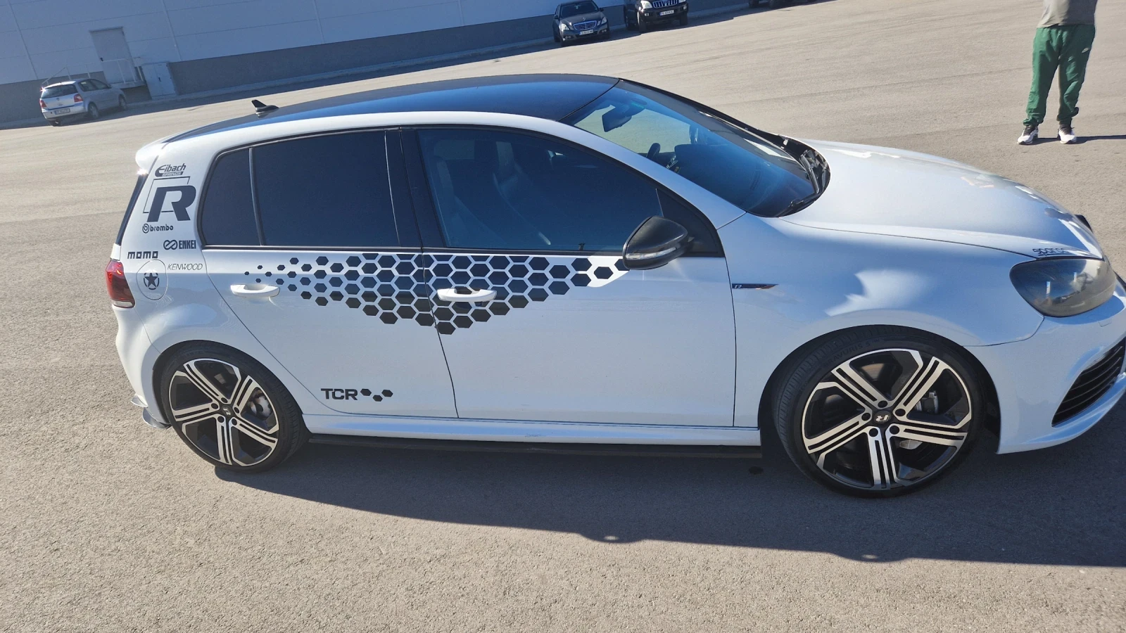 VW Golf 6R 2.0 306 к.с.НОВ ВНОС ШВЕЙЦАРИЯ  - изображение 4