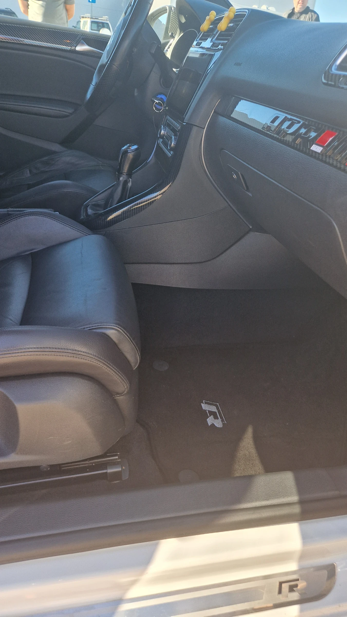 VW Golf 6R 2.0 306 к.с.НОВ ВНОС ШВЕЙЦАРИЯ  - изображение 6