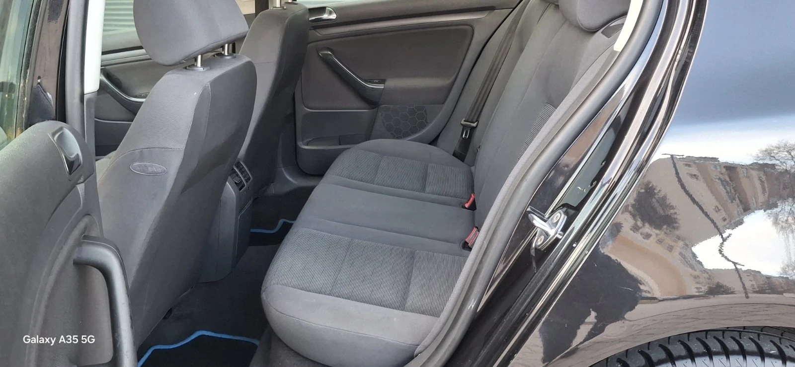 VW Golf 1.6 , снимка 8 - Автомобили и джипове - 54009408