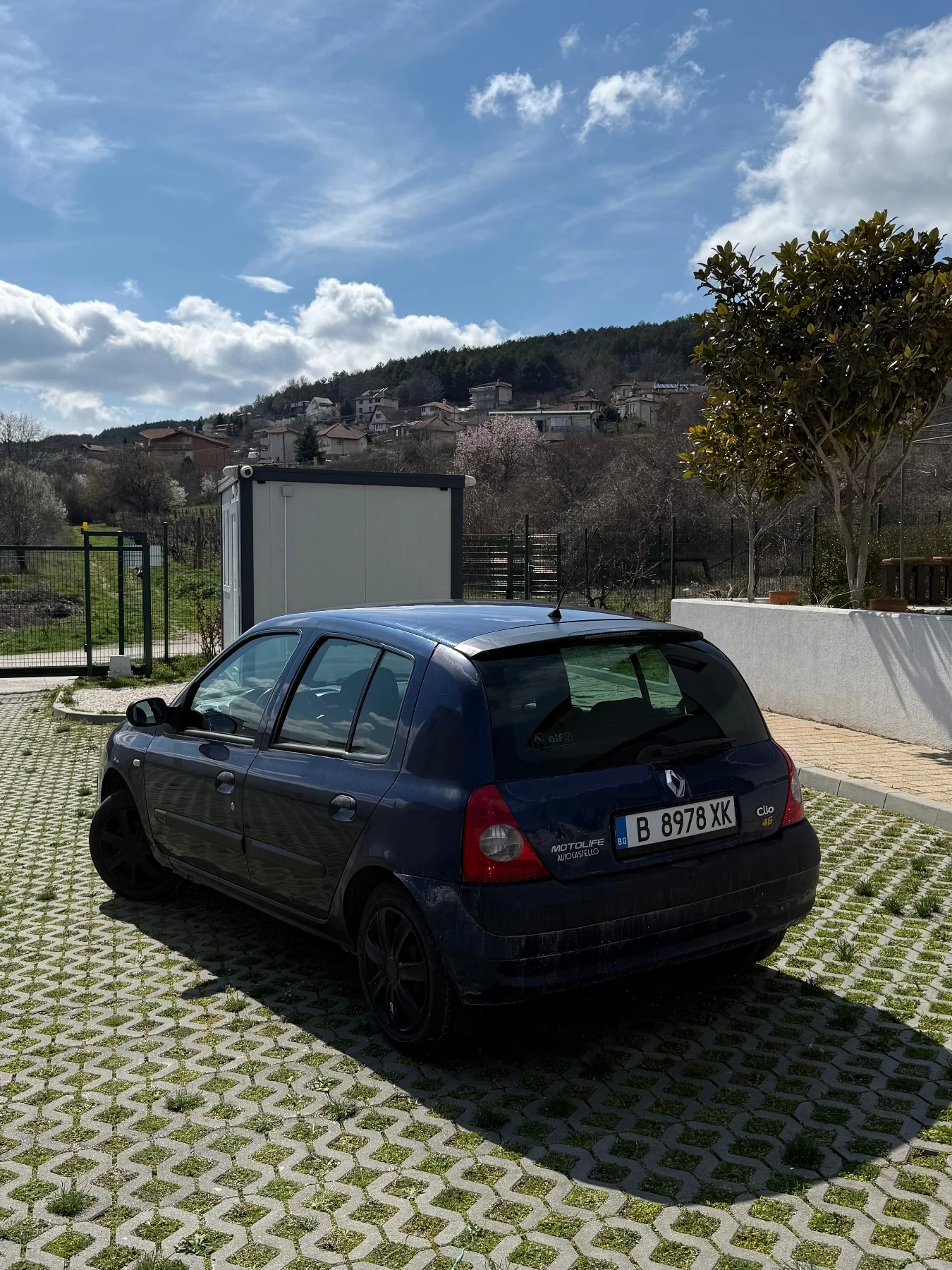 Renault Clio, снимка 4 - Автомобили и джипове - 54044079