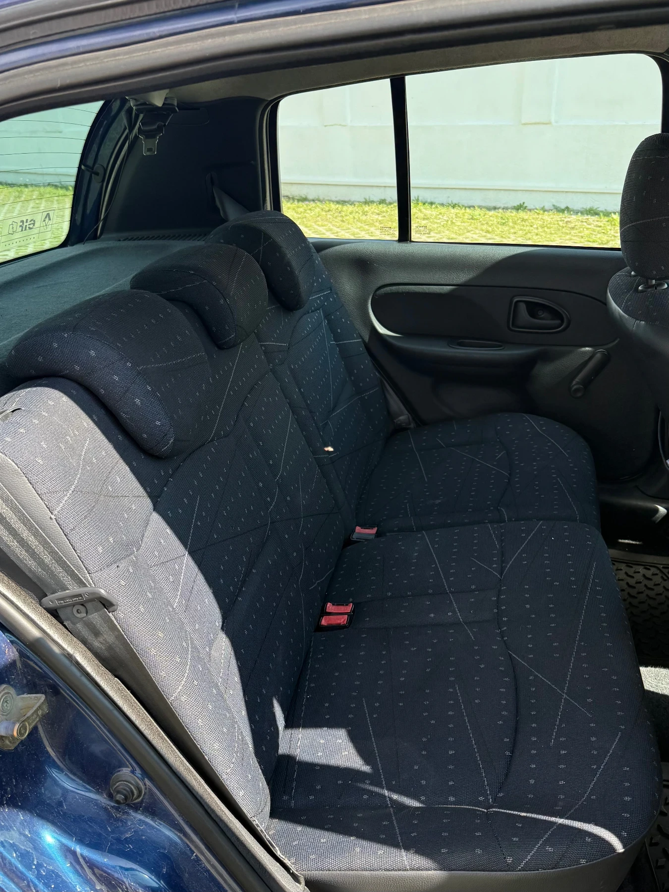 Renault Clio, снимка 8 - Автомобили и джипове - 54044079