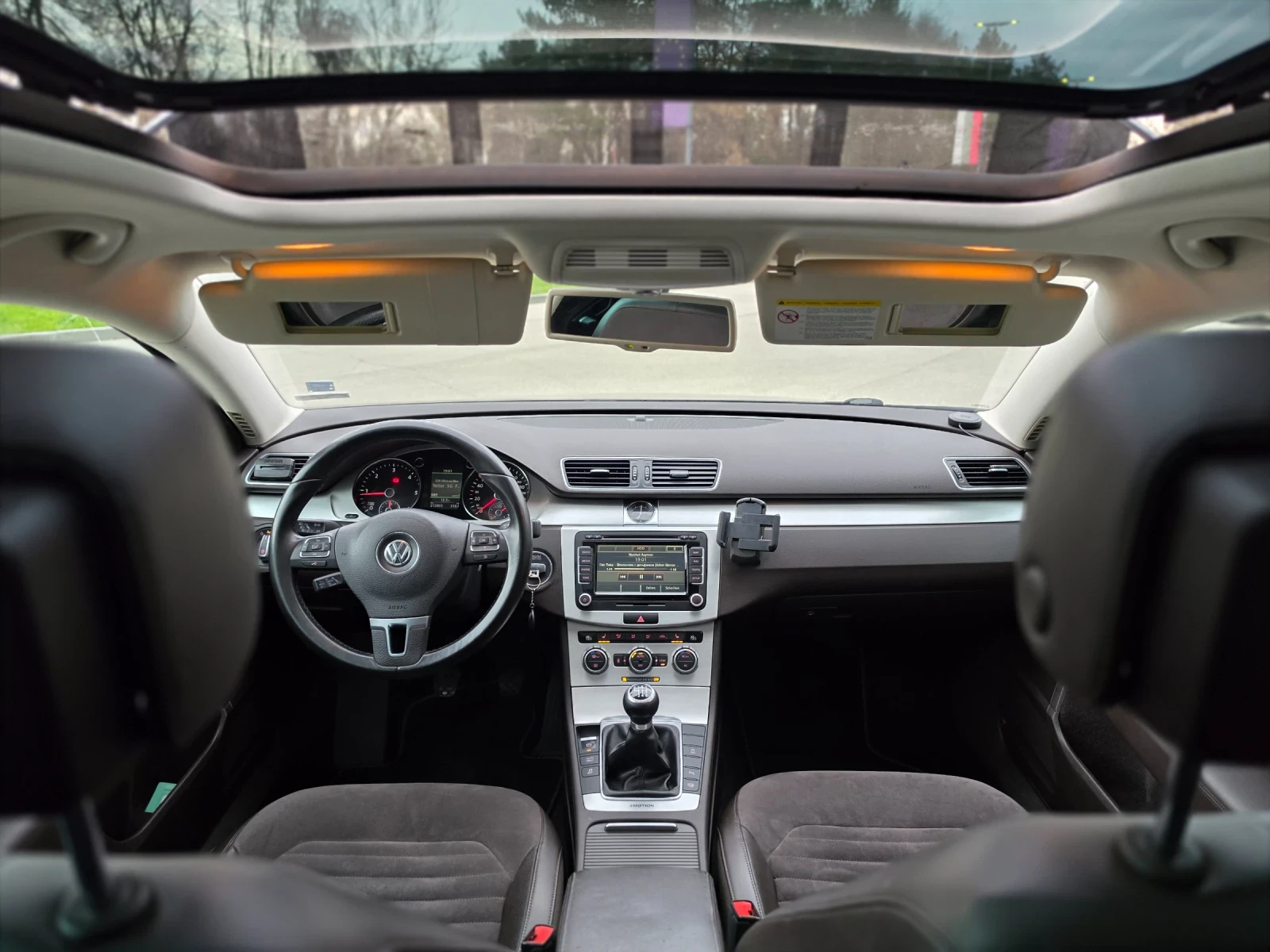 VW Passat 2.0TDI* 4x4* НАВИ* КОЖА* ПАНОРАМА* LED* FULL, снимка 15 - Автомобили и джипове - 54059017