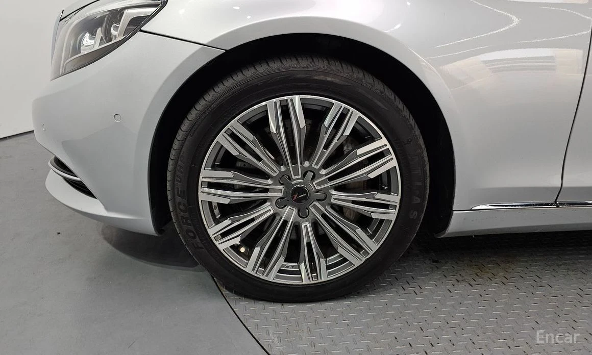Mercedes-Benz S 500 L* BURMESTER* КАМЕРИ* 360* ТВ* ПАНО* , снимка 13 - Автомобили и джипове - 54207469