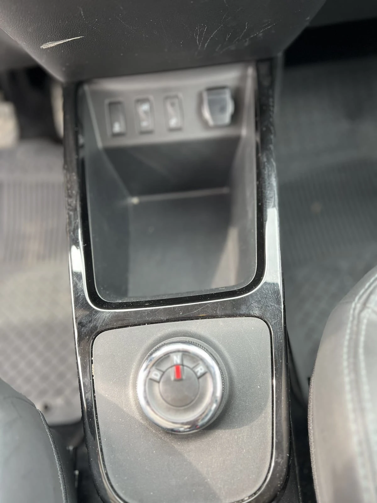 Dacia Spring Comfort plus face, снимка 12 - Автомобили и джипове - 54480802