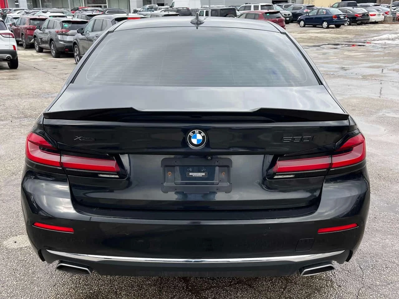 BMW 530 i xDrive/HUD/AMBIENT/ПОДГРЕВИ/ШИБИДАХ, снимка 5 - Автомобили и джипове - 54655839