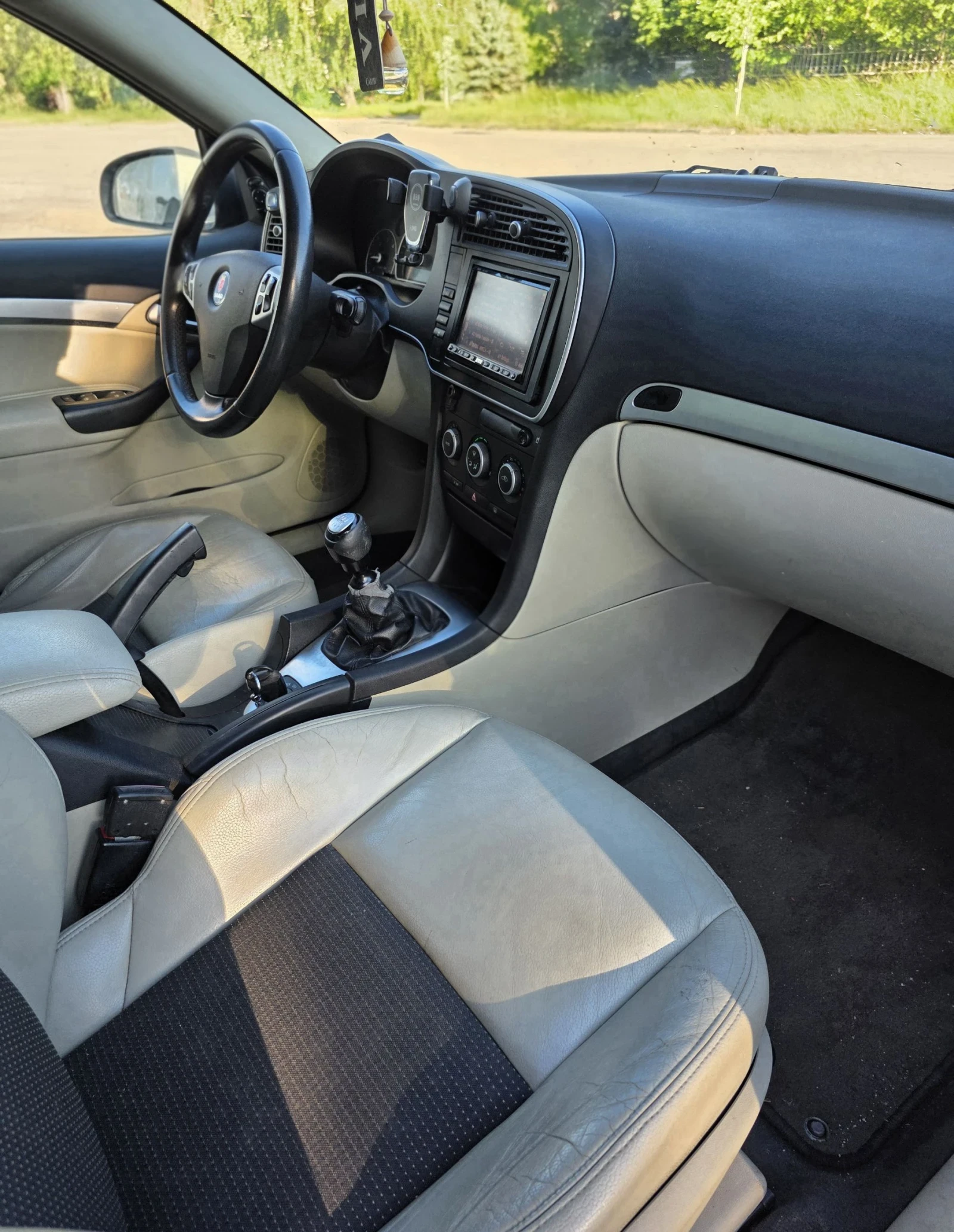 Saab 9-3 1.9 TID 16v, снимка 13 - Автомобили и джипове - 54704764