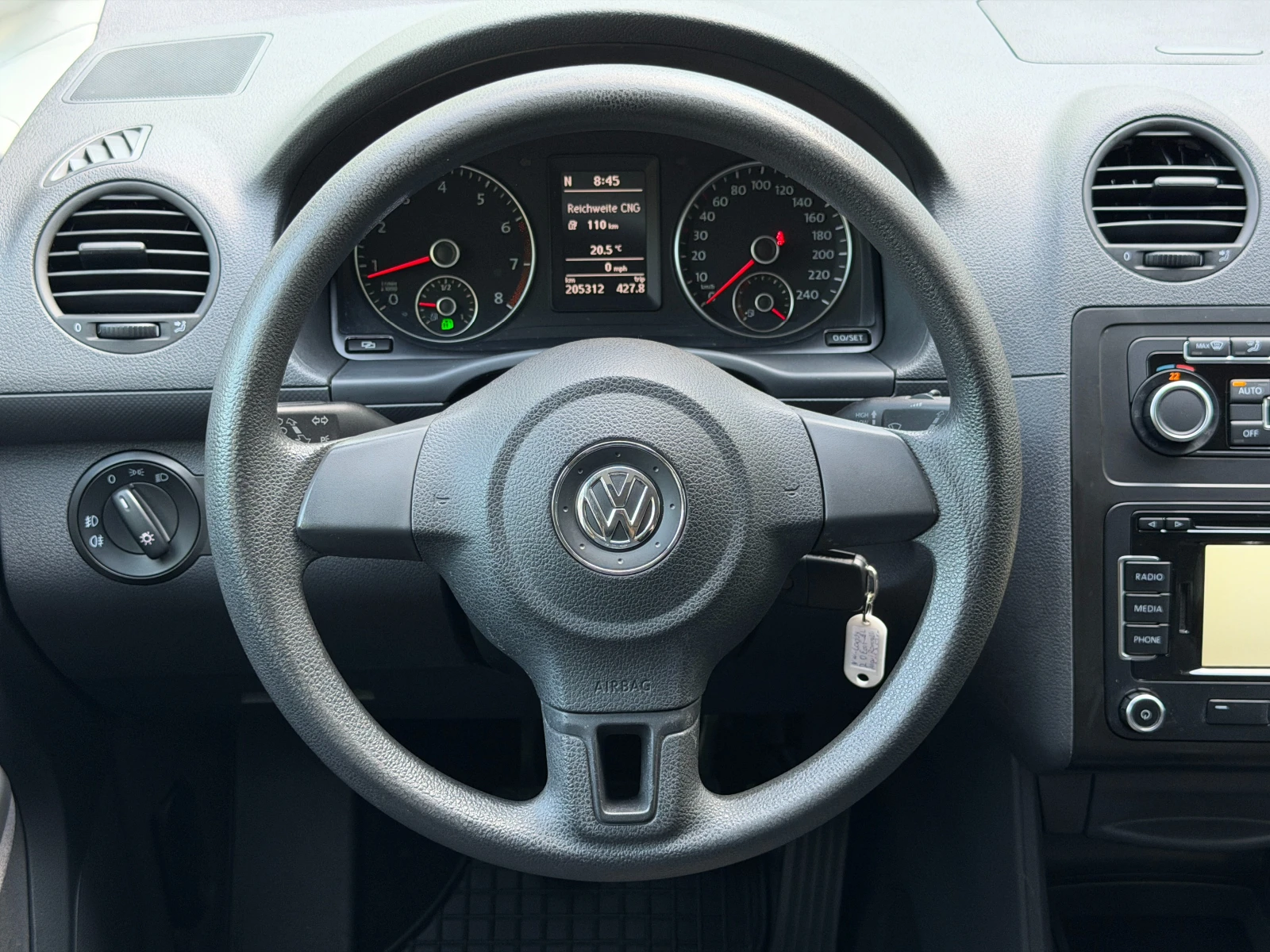 VW Caddy 2.0i EcoFuel Maxi-7местен ПЪЛНА ИСТОРИЯ В VW    , снимка 9 - Автомобили и джипове - 54736732