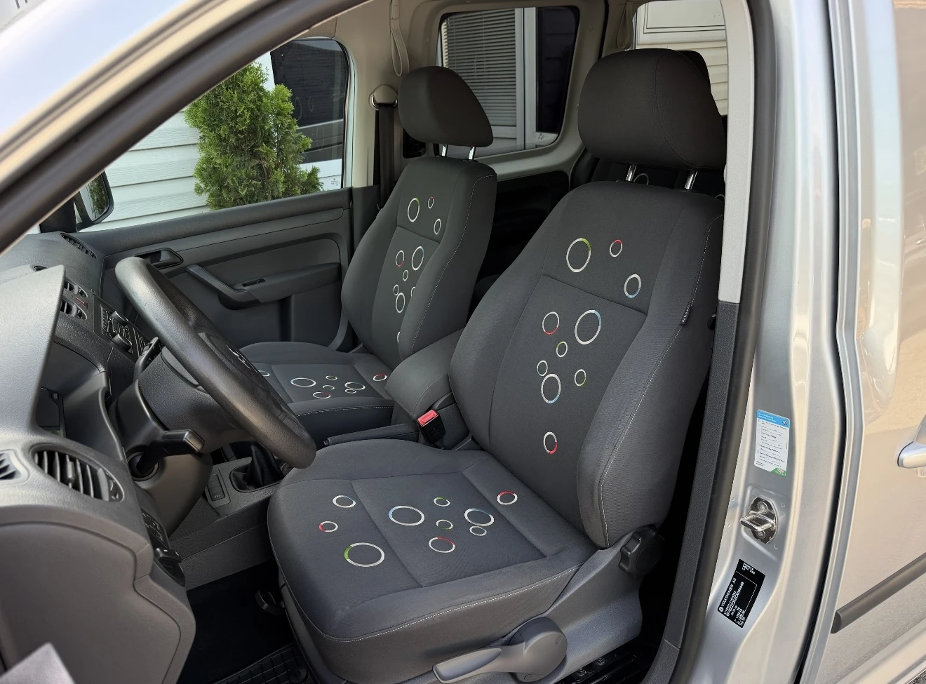 VW Caddy 2.0i EcoFuel Maxi-7местен ПЪЛНА ИСТОРИЯ В VW    , снимка 6 - Автомобили и джипове - 54736732