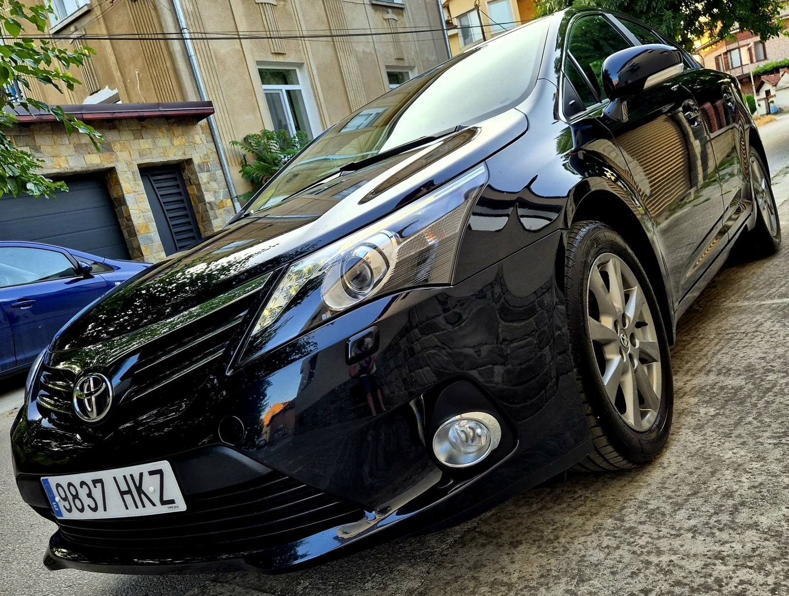 Toyota Avensis 2.2d-EXECUTIVE- navi-veriga-6speed-japan 