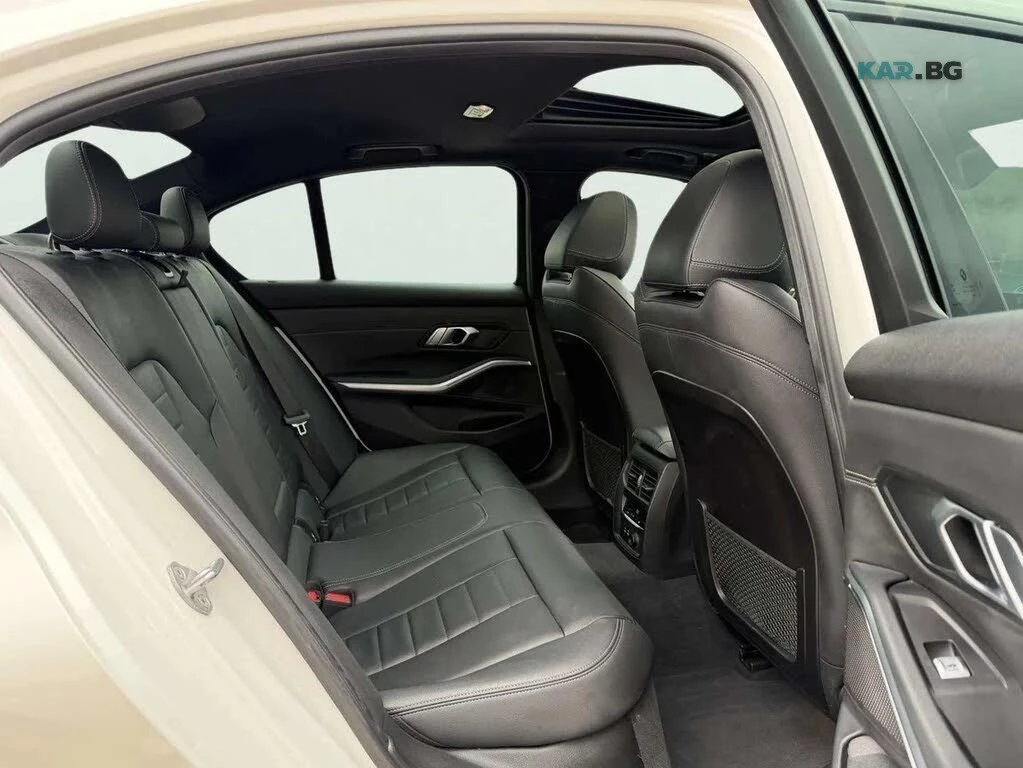 BMW 330 * xDrive * PANO * Автокредит * (Цена до България), снимка 10 - Автомобили и джипове - 55204107