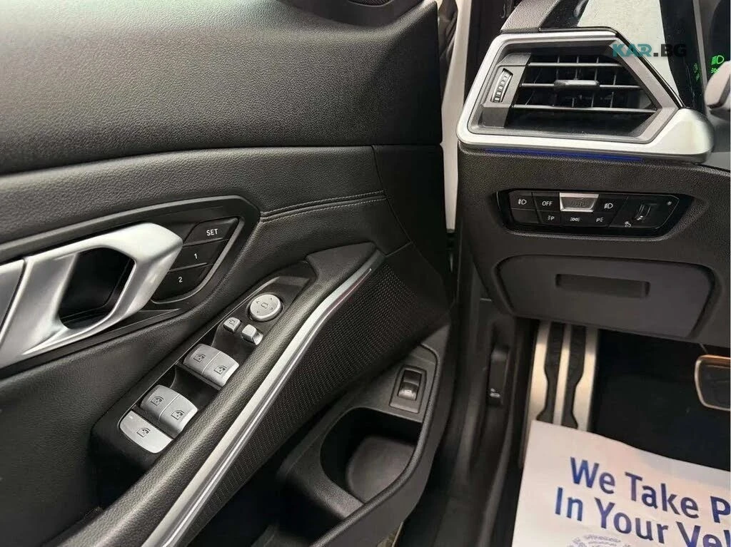 BMW 330 * xDrive * PANO * Автокредит * (Цена до България), снимка 17 - Автомобили и джипове - 55204107