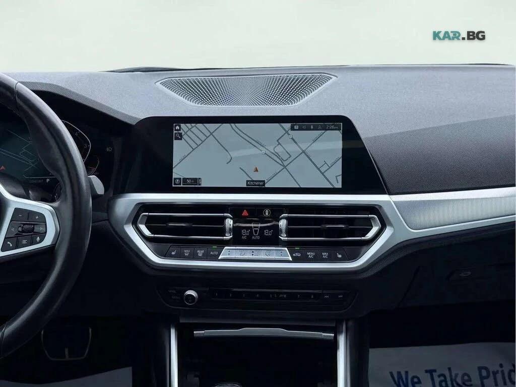 BMW 330 * xDrive * PANO * Автокредит * (Цена до България), снимка 13 - Автомобили и джипове - 55204107