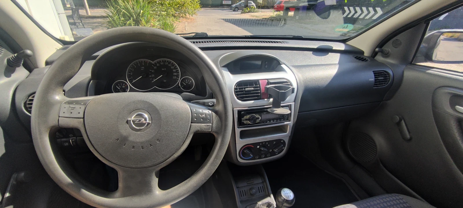 Opel Corsa C, снимка 16 - Автомобили и джипове - 56545552