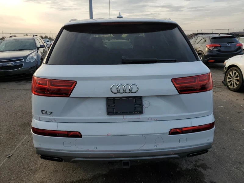 Audi Q7, снимка 6 - Автомобили и джипове - 48830686