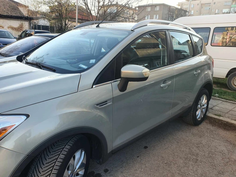 Ford Kuga, снимка 3 - Автомобили и джипове - 49599339