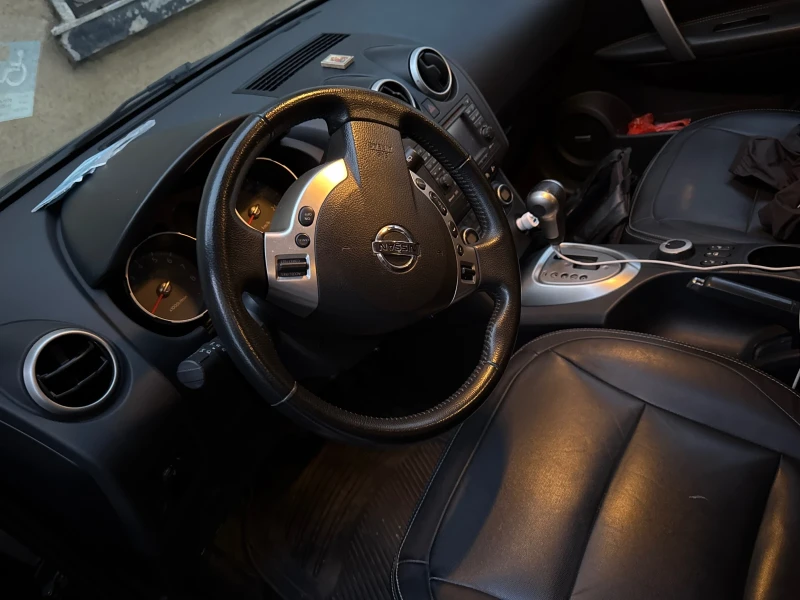 Nissan Qashqai, снимка 4 - Автомобили и джипове - 52507766