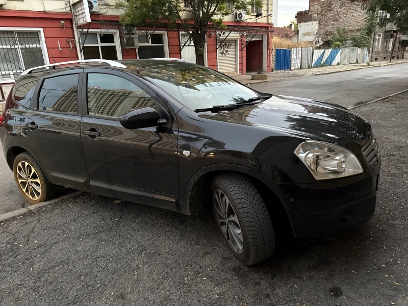 Nissan Qashqai, снимка 3 - Автомобили и джипове - 52507766
