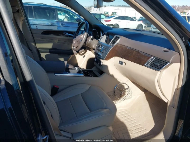Mercedes-Benz ML 350 3.5L V-6 DI, DOHC, VVT, 302HP All Wheel Drive, снимка 10 - Автомобили и джипове - 52838048