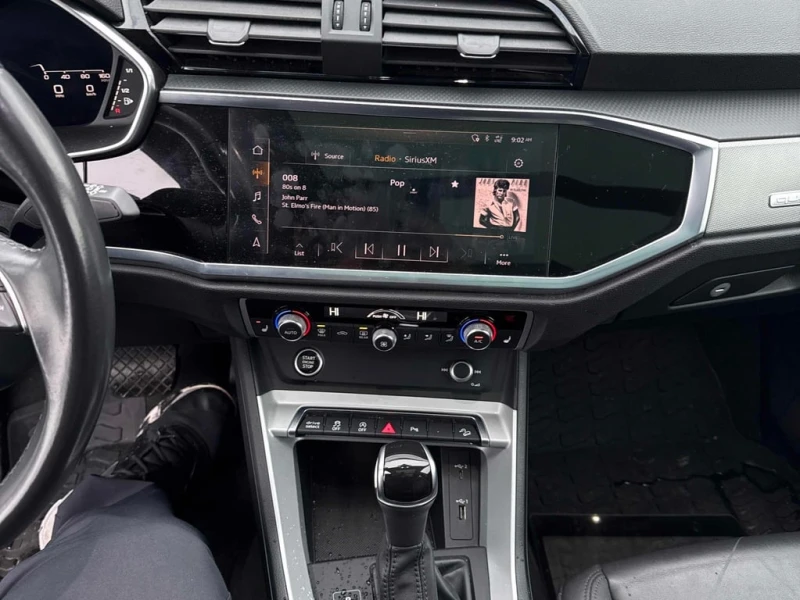 Audi Q3 * Progressiv * CARFAX * БЕЗ ПЪРВОНАЧАЛНА ВНОСКА, снимка 9 - Автомобили и джипове - 53077296