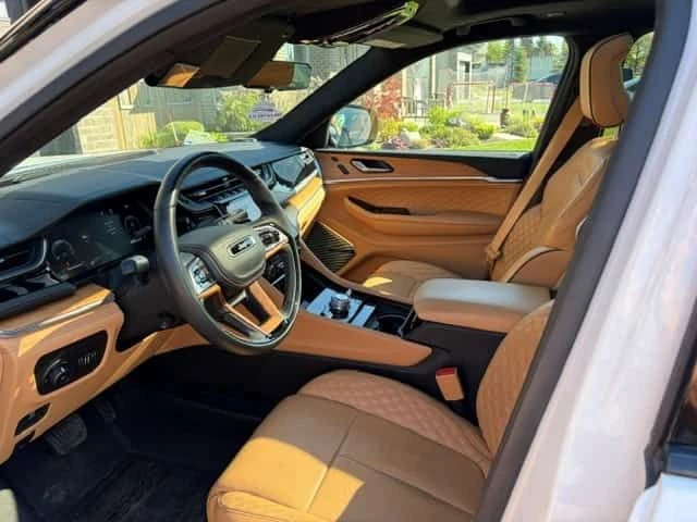 Jeep Grand cherokee Summit Reserve/ПАНОРАМА/ТАБЛЕТИ, снимка 8 - Автомобили и джипове - 54809655