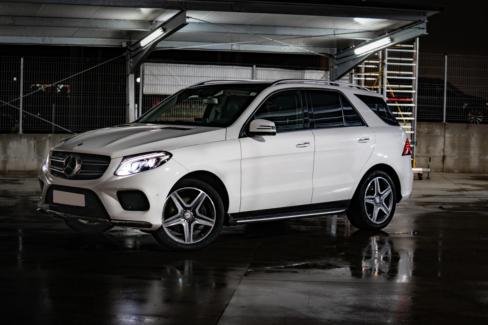 Mercedes-Benz GLE 350d AMG/OFFROAD/360 CAMERA/VAKUM/PAMET/PANORAMA - [1] 