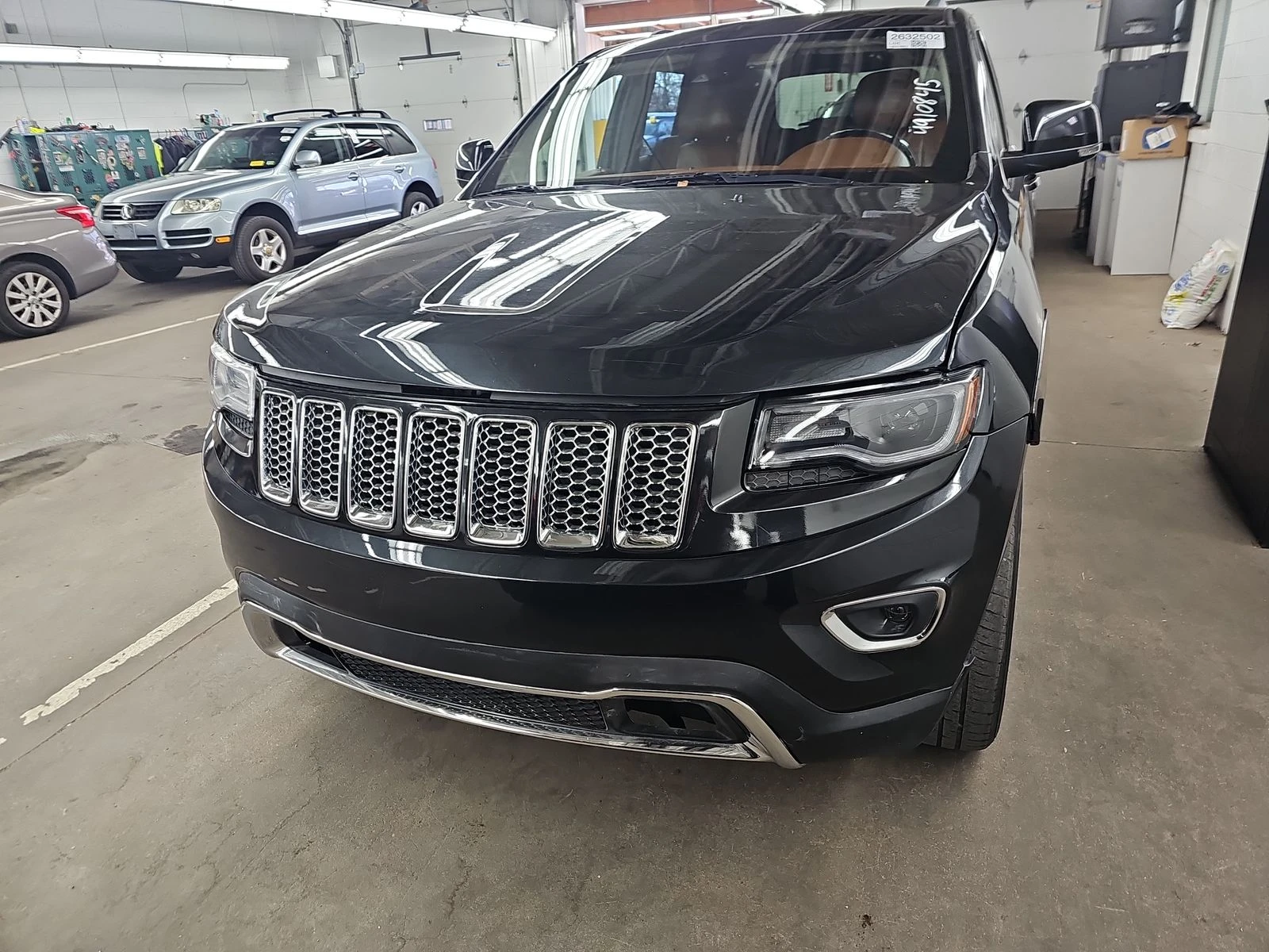 Jeep Grand cherokee 2016 Jeep Grand Cherokee Summit - изображение 2