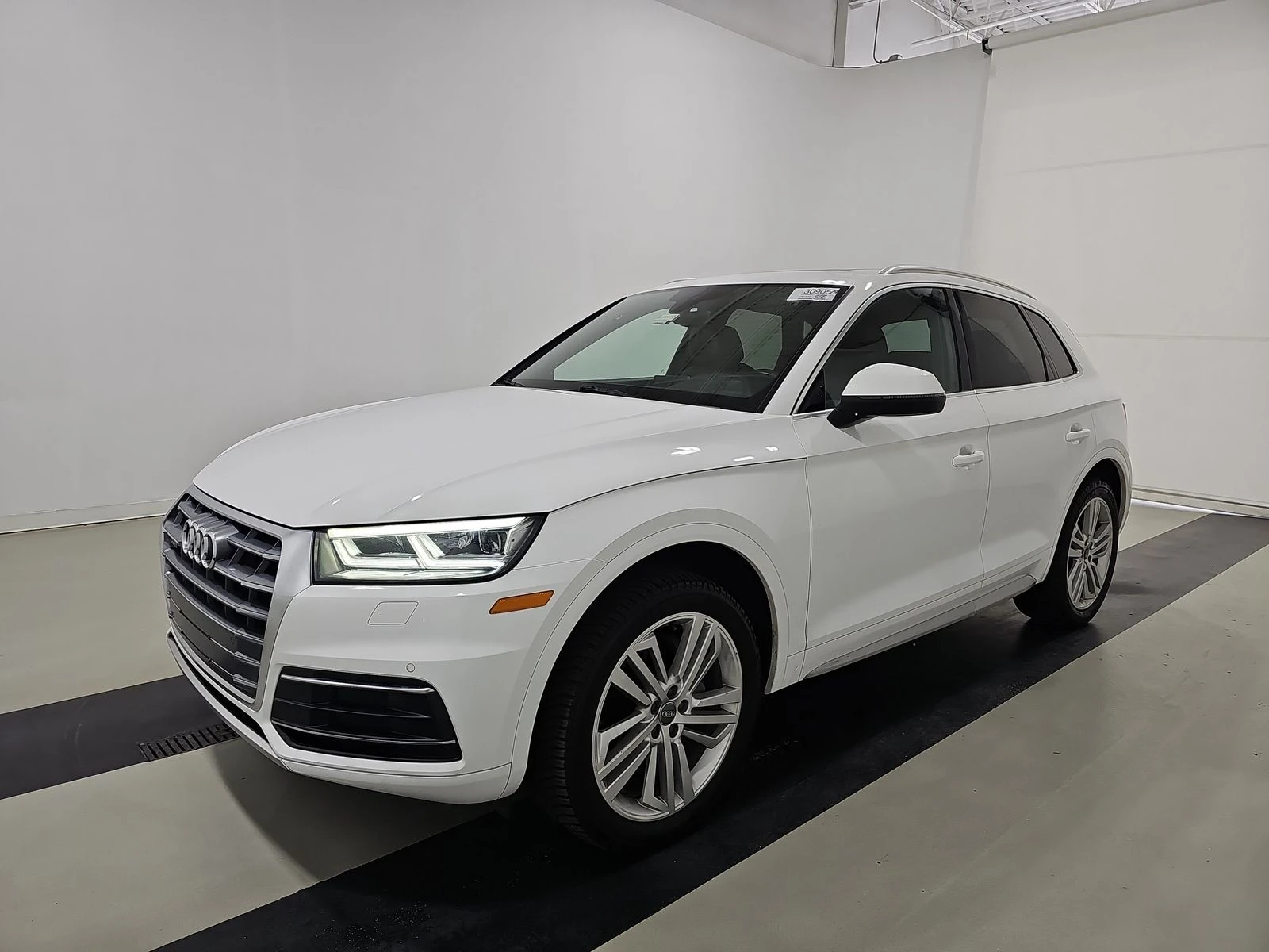 Audi Q5 Premium Plus Обдух* Bang&Olufsen 3D* Диг.табло*  - изображение 2