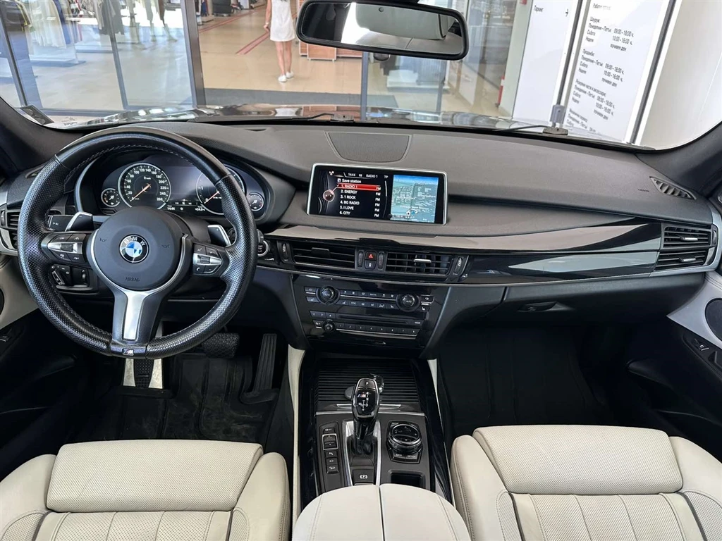 BMW X5 M50d - изображение 7