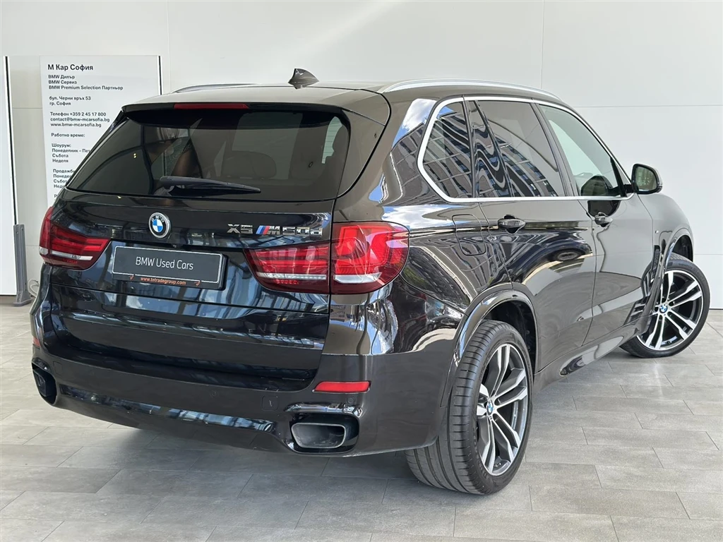 BMW X5 M50d - изображение 2
