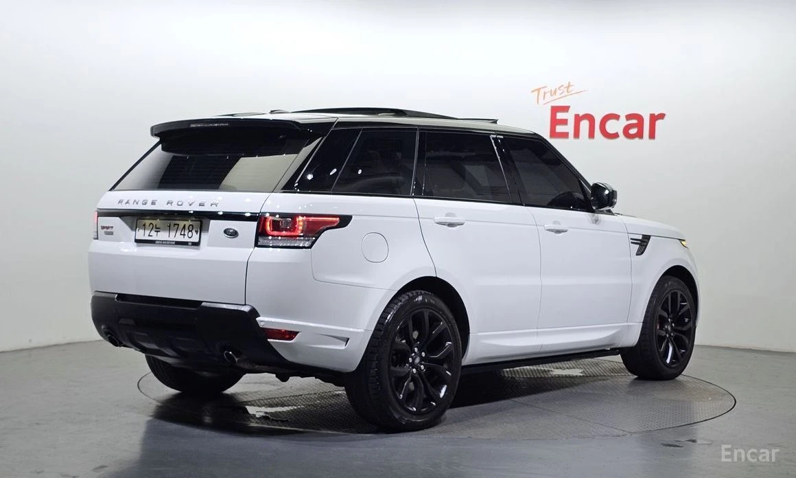 Land Rover Range Rover Sport  - изображение 2