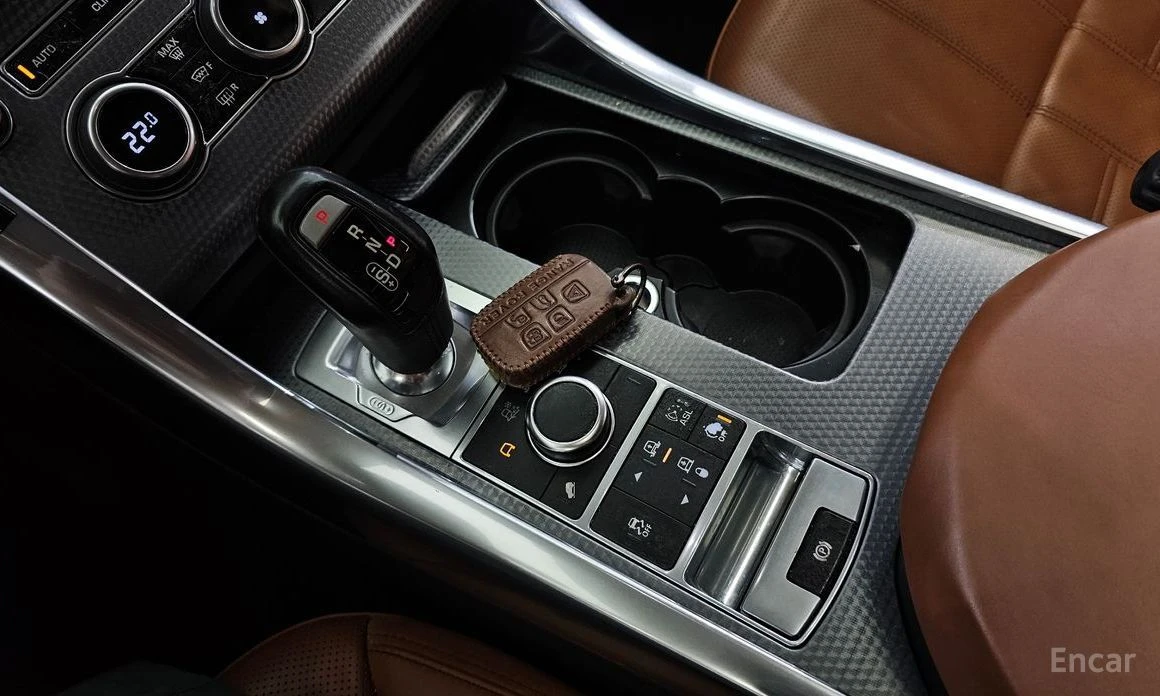 Land Rover Range Rover Sport  - изображение 9