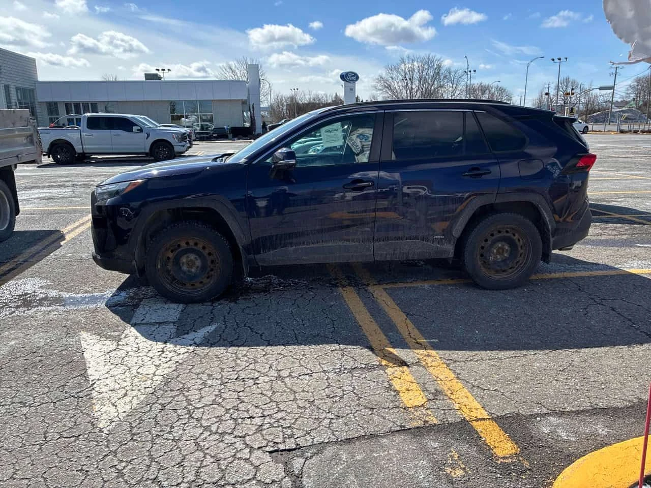 Toyota Rav4 * Hybrid XLE * ПОДГРЕВ * КЛИП НА МОТОРА, снимка 3 - Автомобили и джипове - 53904113