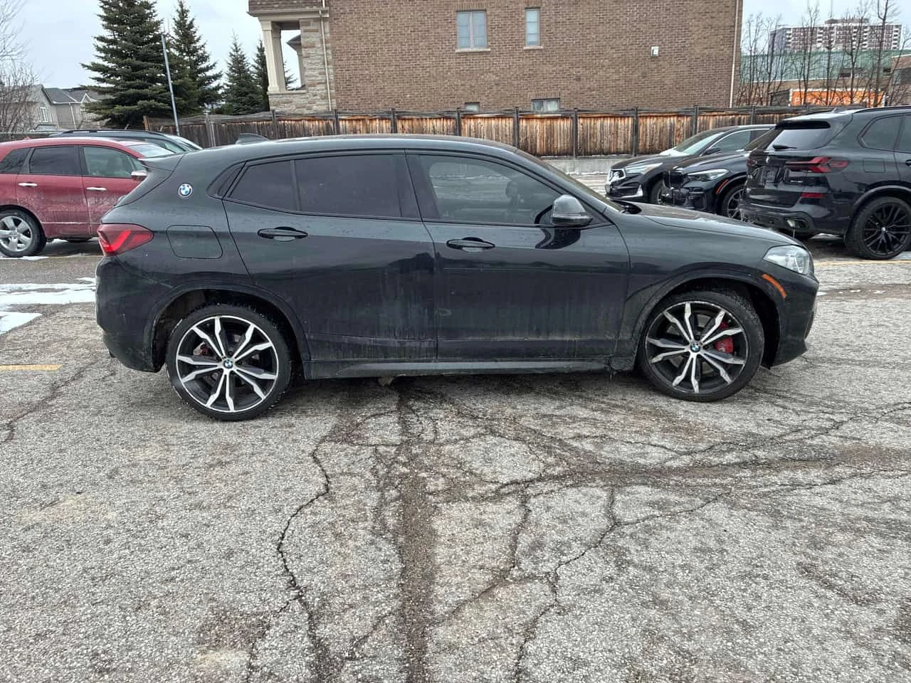 BMW X2 | M PACK| HUD| ПОДГРЕВ| КЛИП НА МОТОР| ПАНО| CARFX, снимка 4 - Автомобили и джипове - 54011428