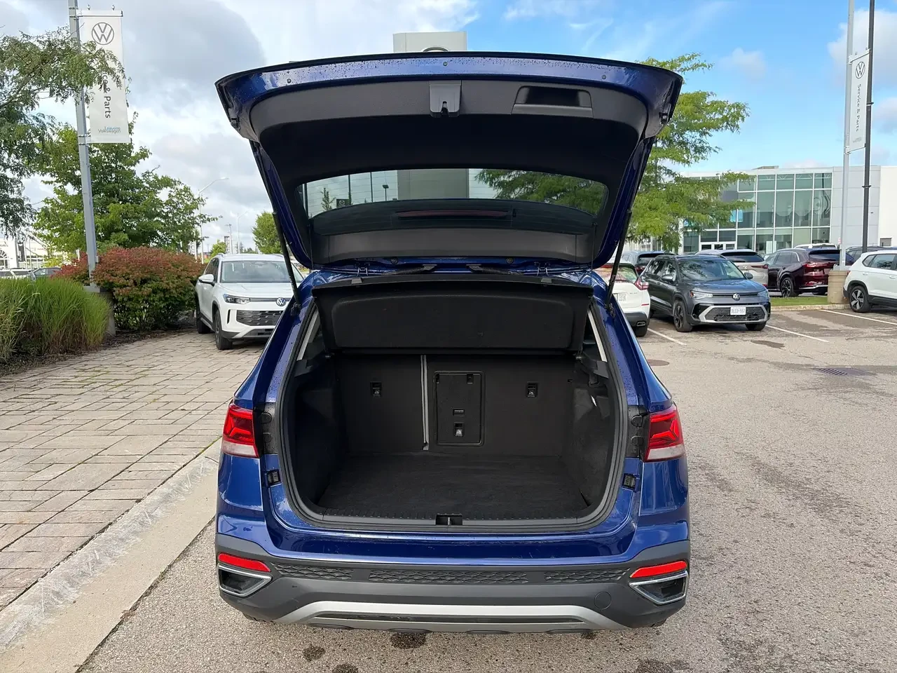 VW Taos Comfortline 4MOTION All Wheel Drive | Mobile.bg � ����������� 11