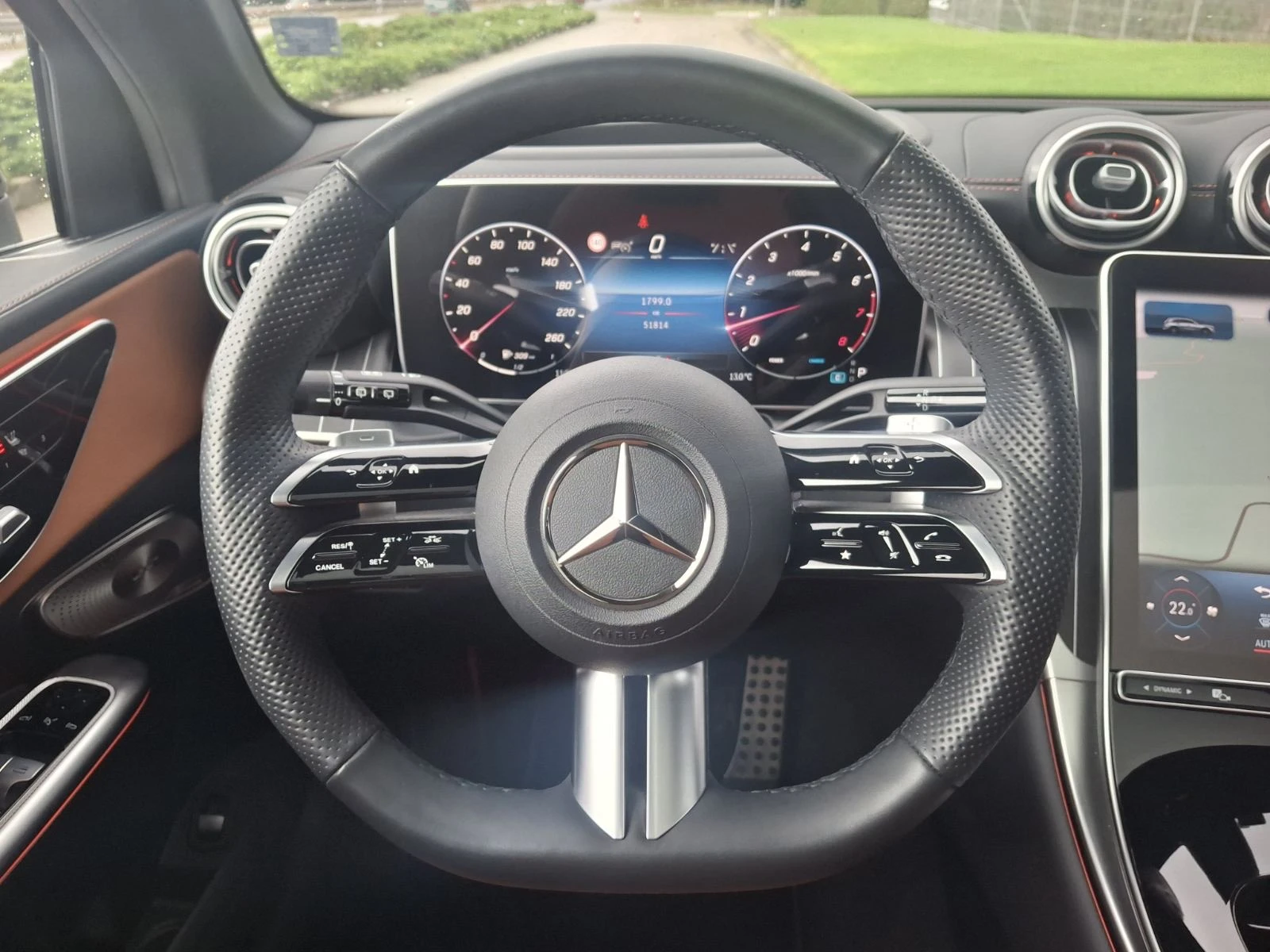 Mercedes-Benz GLC 300 4MATIC, снимка 13 - Автомобили и джипове - 56723496